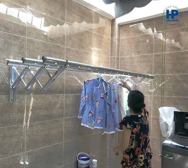 Giàn Phơi Xếp Tường Tay Đơn
